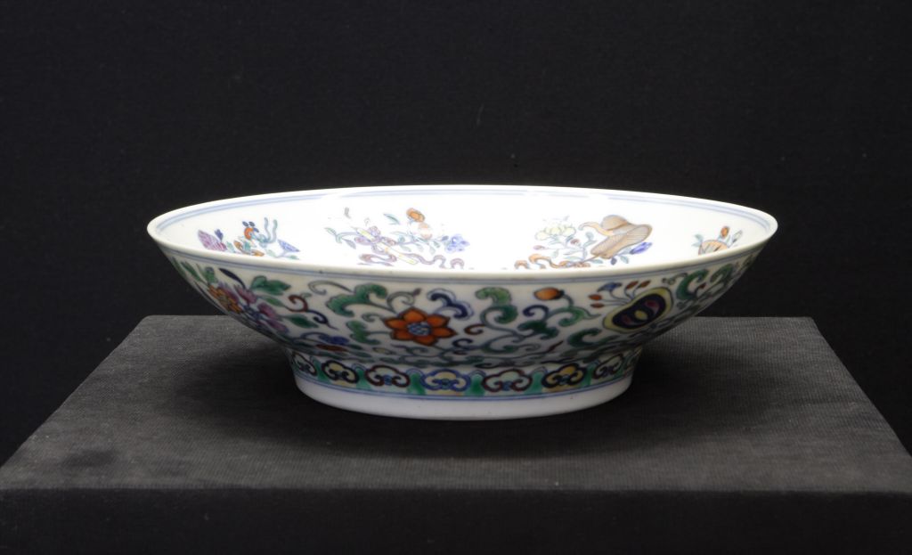 图片[1]-Colorful Dark Eight Immortals Folding Bowl-China Archive